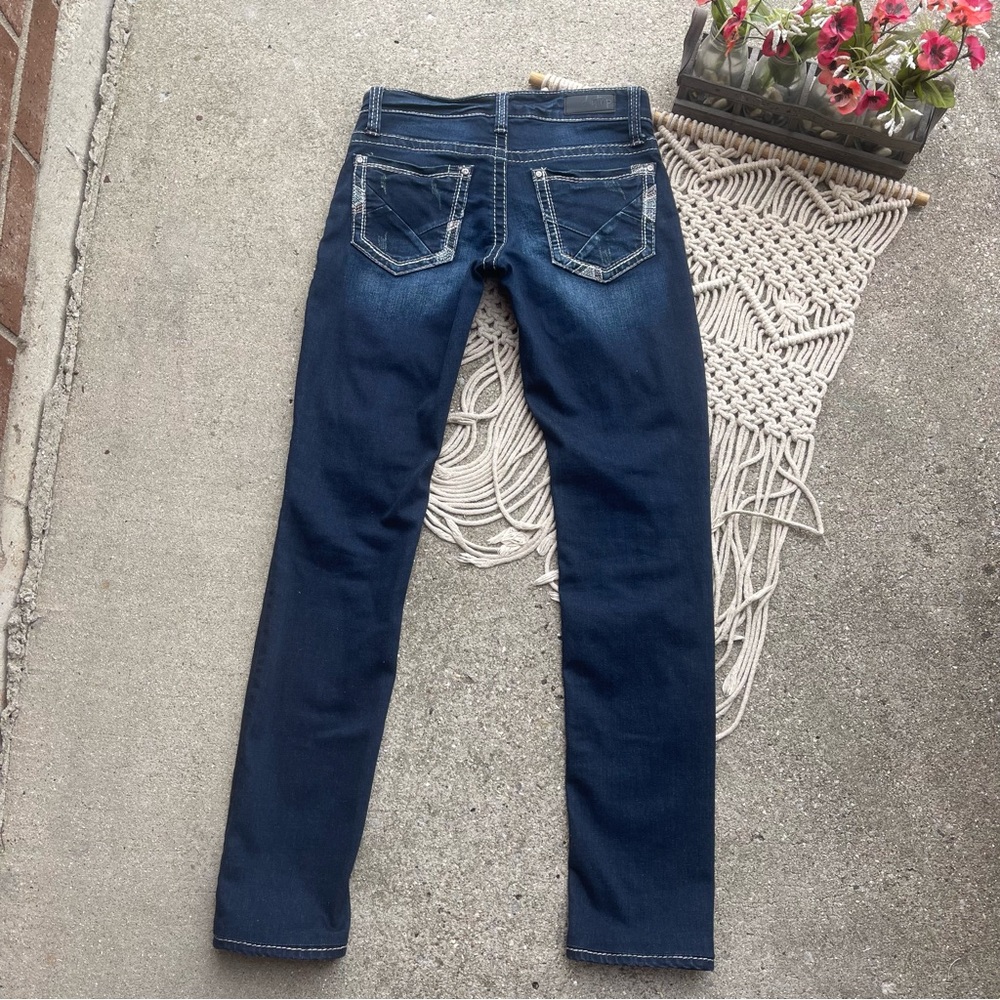 Daytrip Skinny Jeans Size 25 - Picture 5 of 8